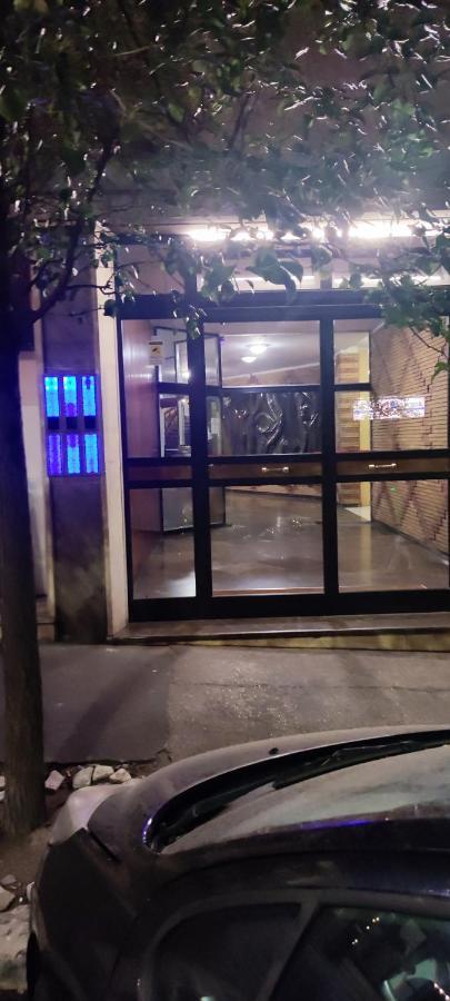 Frank Host Roma Lux , Metro A A 50 M, Simple Check-In Con Codice A Qualsiasi Orario公寓 外观 照片